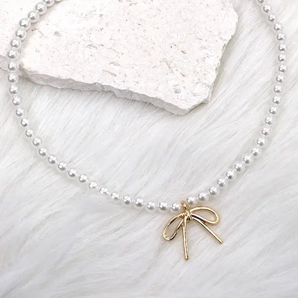 Pearl Chain Bow Charm