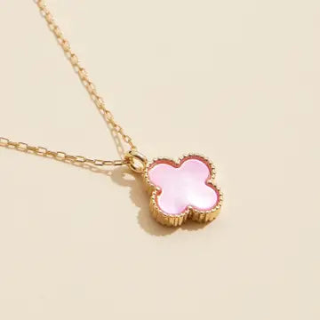 Single Flower Shell Charm Necklace