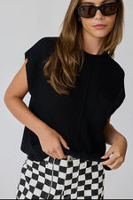 Ari Pocket Top